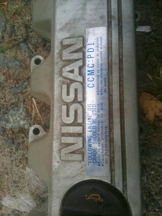 Крышка клапанов Nissan RD28